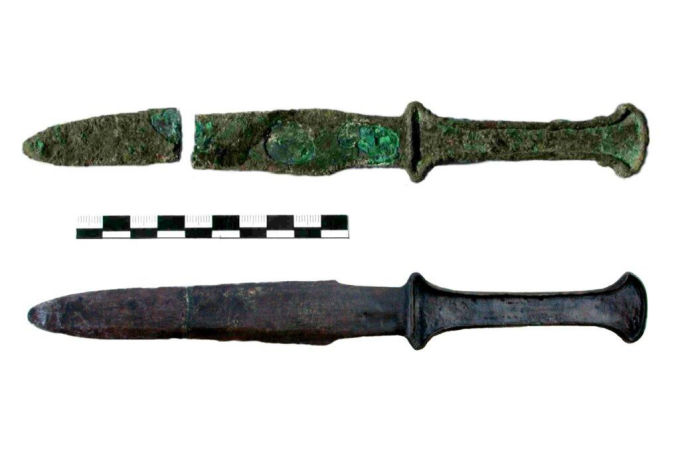 Griffhanddolche ca. 1200 v. Chr.